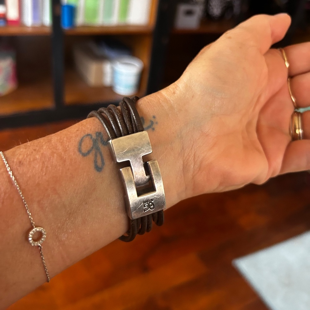 Uno de 50 handmade bracelet - Picture 2 of 4